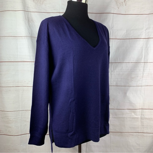 100% pure extra fine merino wool sweater v-neck navy pullover 424 Lord & Taylor - Picture 4 of 17
